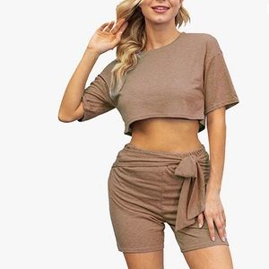 NWT - 2 Piece Yoga Top and Short Set Size M